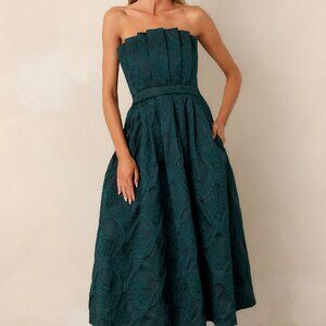 Red Dress Moonstone Dreams Hunter Green Floral Jacquard Midi Dress Size LL / Hun
